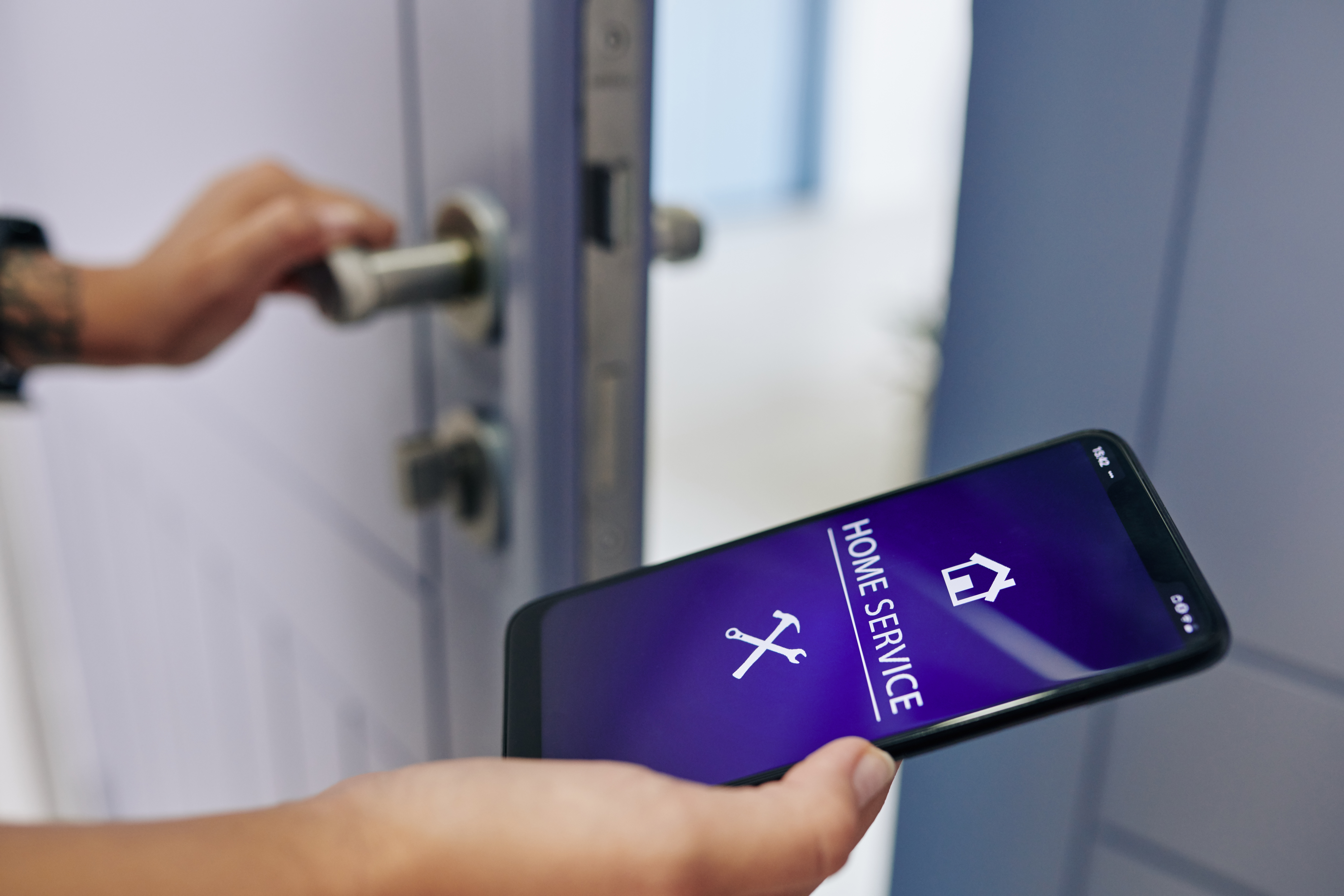 Commercial alarm monitoring
