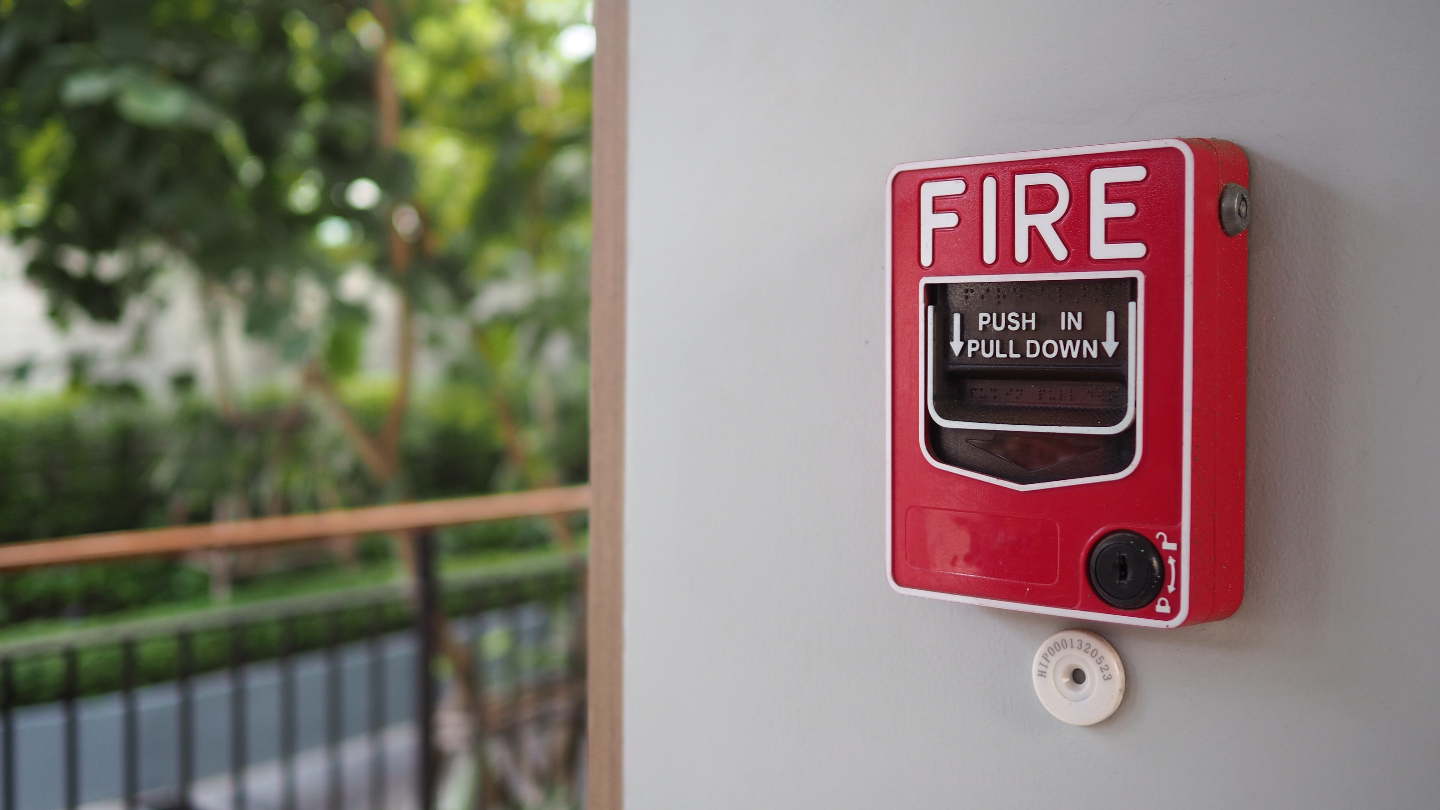 Smoke heat detectors call points sounders